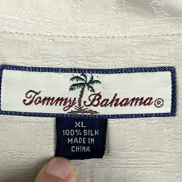 Tommy Bahama Silk Camp Shirt Mens XL Beige Short Sleeve Textured Hawaiian Relax - Picture 5 of 15